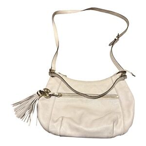 MICHAEL KORS Elegant Cream Shoulder Bag